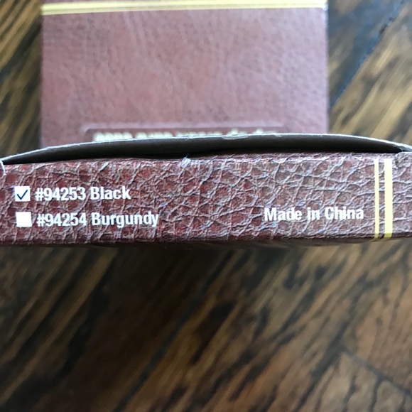 Zip Up Credit Card Case - Picture 6 of 6